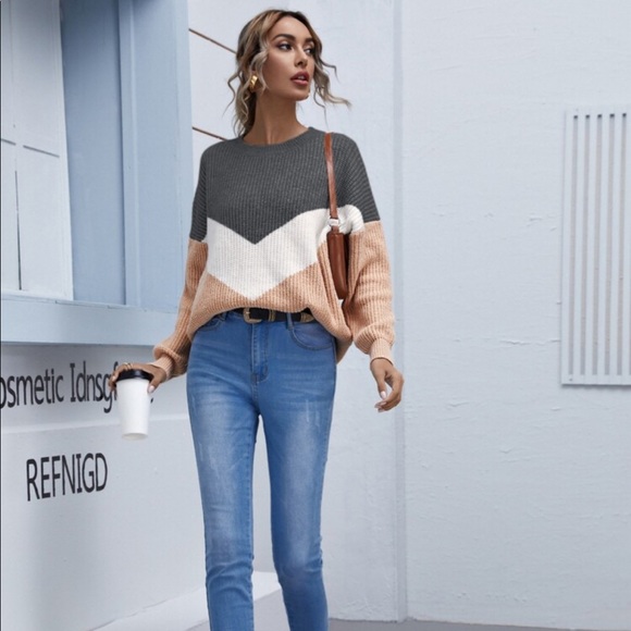 🆕 Chevron Print Color Block Sweater Charcoal - Picture 3 of 10